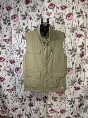 Columbia Titanium Utility Vest Mens L Khaki Fishing Hiking Outdoor